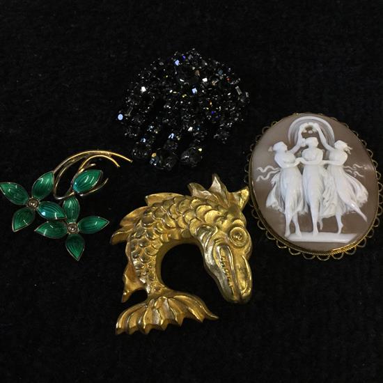 9ct gold Cameo Scandinavian brooch and 2 items of costume jewellery including Arthus Bertraud solphin brooch